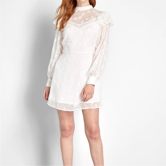 NWT ModCloth Seeing Eye to Eyelet Sheer Long Sleeve Lace Dress - Picture 2 of 8